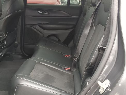 Certified 2024 Jeep Grand Cherokee Altitude image 26