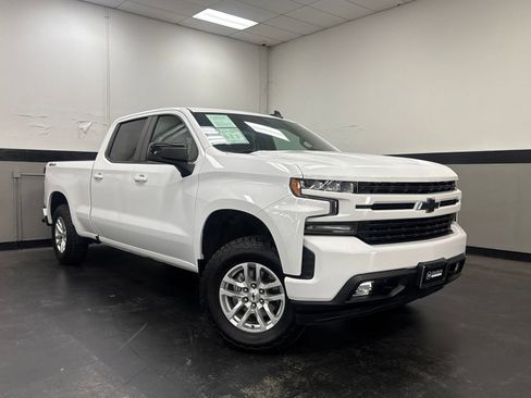Used 2022 Chevrolet Silverado 1500 RST w/ Convenience Package II AWD/4WD image 2