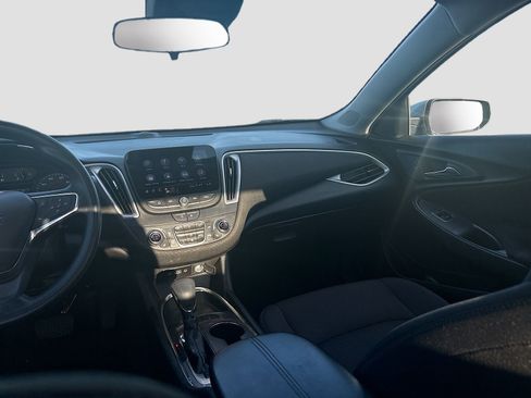 Used 2024 Chevrolet Malibu LT FWD image 22