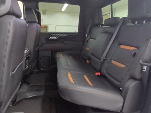 Used 2026 GMC Sierra 2500 AT4 w/ Technology Package AWD/4WD image 30