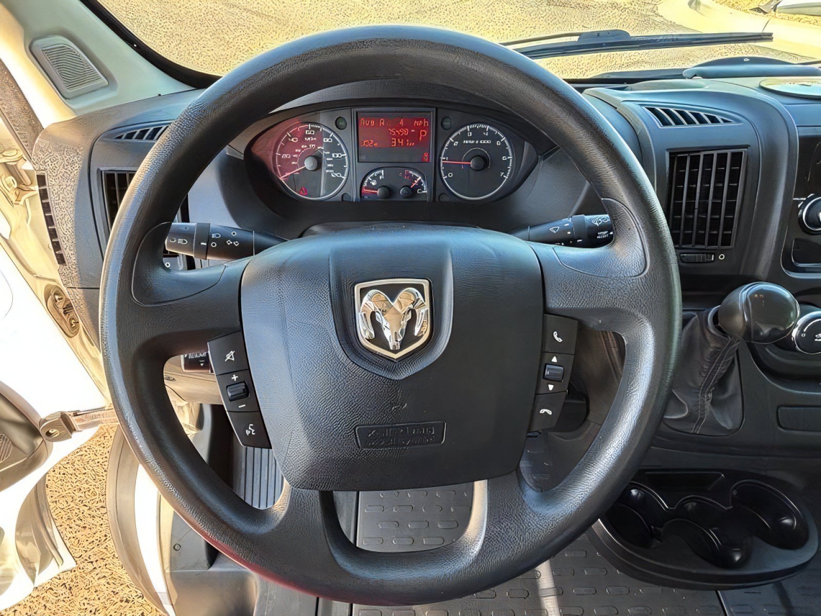Used 2021 RAM ProMaster 2500 FWD image 12