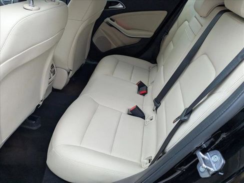 Used 2019 Mercedes-Benz GLA 250 GLA 250 image 18