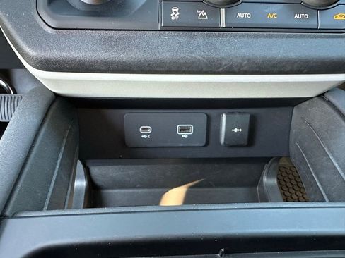 Used 2023 Land Rover Defender 110 S image 23