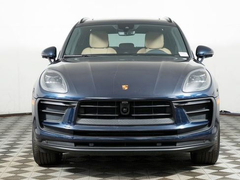 Certified 2023 Porsche Macan AWD/4WD image 10