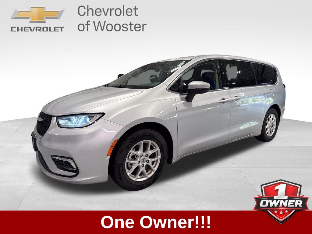 Used 2023 Chrysler Pacifica Touring-L FWD 360° Tour