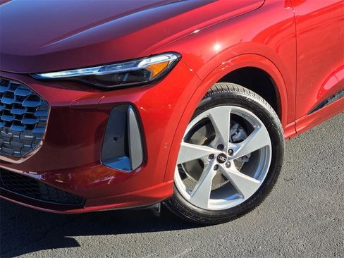 New 2025 Audi Q5 Premium Plus image 9