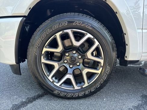 Used 2025 RAM 1500 Laramie w/ Sport Appearance Package AWD/4WD image 11