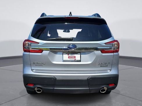 Used 2025 Subaru Ascent Touring AWD/4WD image 4