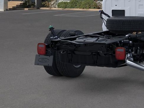 New 2026 Ford F350 4x4 Crew Cab DRW Super Duty image 21