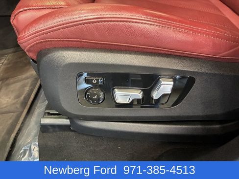 Used 2022 BMW X6 xDrive40i w/ Executive Package AWD/4WD image 27