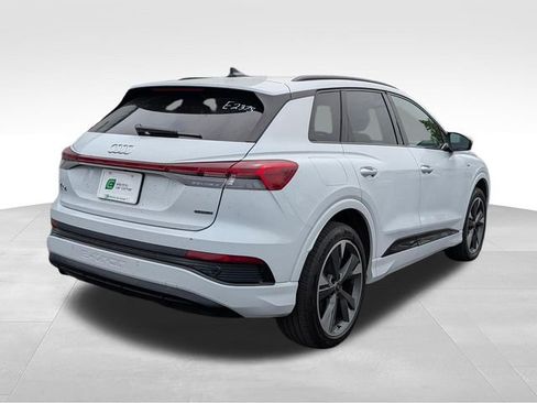 Used 2024 Audi Q4 e-tron Premium w/ Convenience Package AWD/4WD image 7