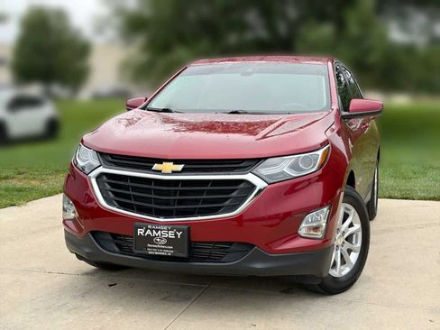 Used 2020 Chevrolet Equinox LT AWD/4WD image 1