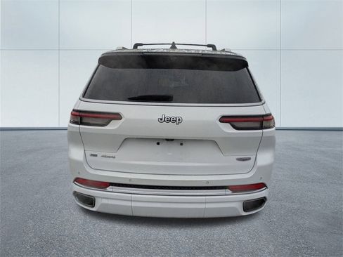 Used 2021 Jeep Grand Cherokee L Summit w/ Advanced Protech Group IV image 4