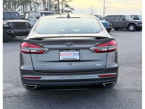 Used 2020 Ford Fusion Titanium image 8