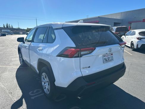 Used 2025 Toyota RAV4 LE AWD/4WD image 3