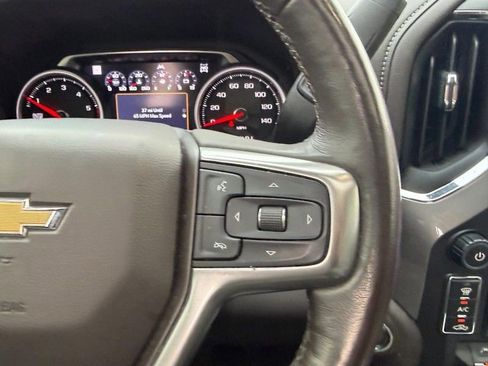 Used 2020 Chevrolet Silverado 1500 LTZ w/ LTZ Premium Package AWD/4WD image 12