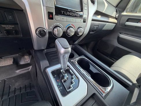 Used 2019 Toyota Tundra SR5 AWD/4WD image 27