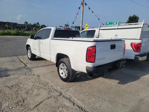Used 2022 Chevrolet Colorado LT w/ Fleet Safety Package RWD image 7