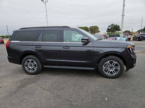 New 2026 Ford Expedition Active RWD image 14