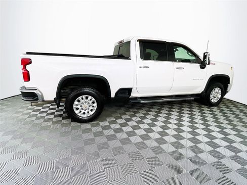 Used 2021 Chevrolet Silverado 2500 LTZ w/ LTZ Plus Package image 10