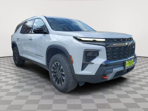 New 2026 Chevrolet Traverse Z71 w/ Driver Confidence Package image 2