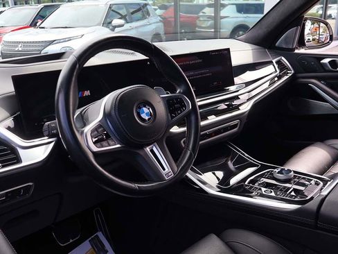 Used 2023 BMW X7 M60i w/ Executive Package AWD/4WD image 36