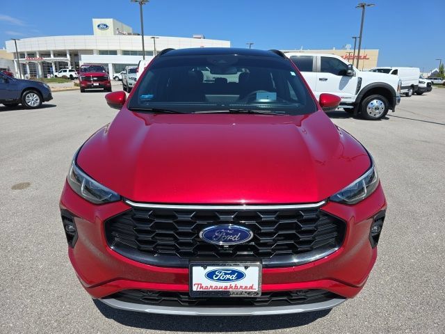 Used 2024 Ford Escape ST-Line Elite w/ Premium Technology Package AWD/4WD image 8