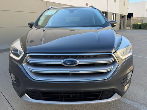 Used 2017 Ford Escape Titanium FWD image 2