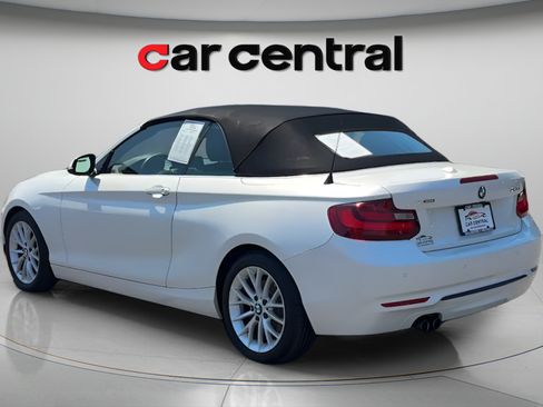 Used 2016 BMW 228i xDrive Convertible AWD/4WD image 3