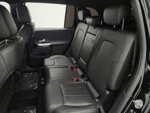 Certified 2022 Mercedes-Benz GLB 250 image 13