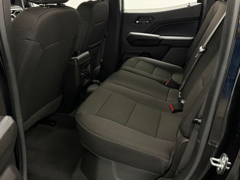 Used 2023 GMC Canyon Elevation w/ Convenience Package AWD/4WD image 17