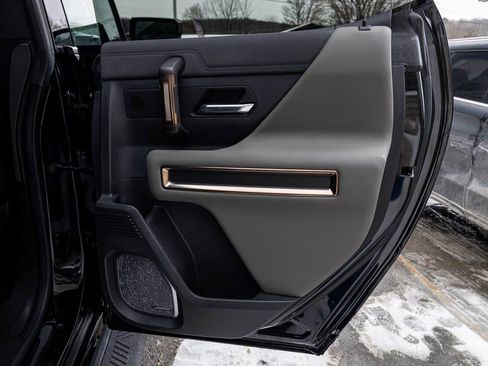 Used 2024 GMC Hummer EV 2X image 14