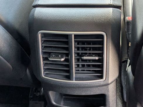 Certified 2025 Kia Sportage EX AWD/4WD image 28
