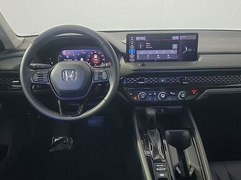 Certified 2024 Honda Accord EX-L image 19