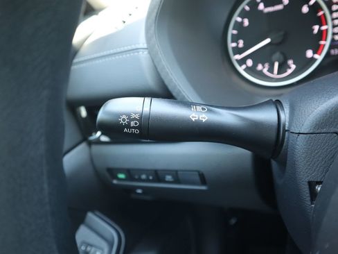 New 2025 Nissan Sentra SV image 21