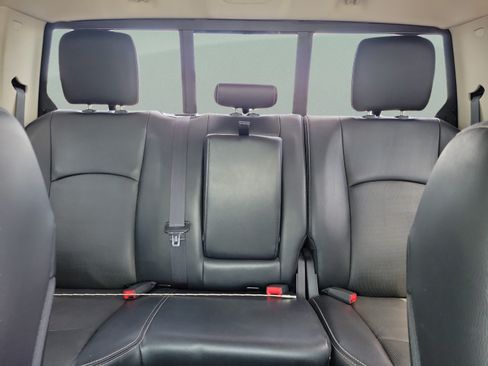 Used 2016 RAM 1500 Laramie w/ Convenience Group AWD/4WD image 11