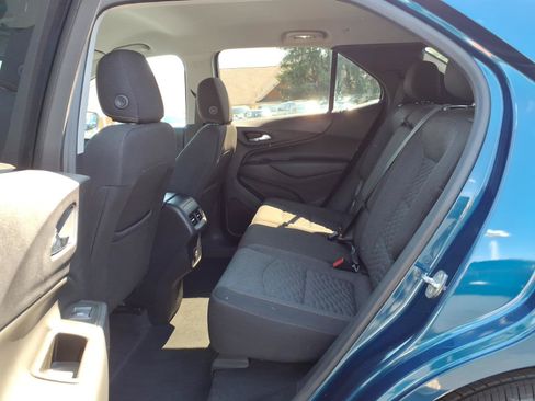 Used 2021 Chevrolet Equinox LT AWD/4WD image 25