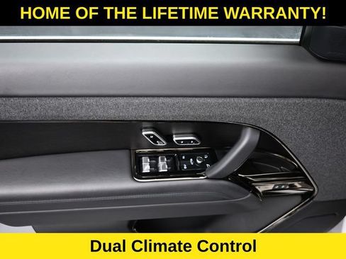 Used 2023 Land Rover Range Rover Sport SE Dynamic AWD/4WD image 13