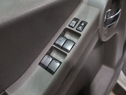 Used 2007 Nissan Xterra X w/ Power Pkg image 12