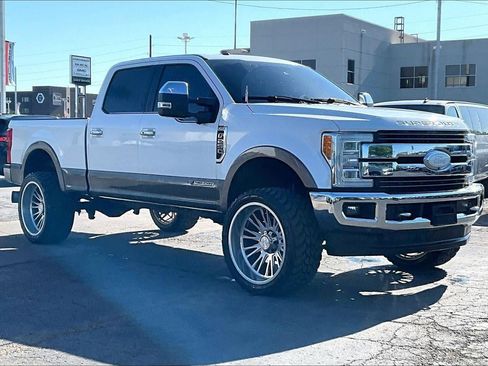 Used 2018 Ford F250 King Ranch w/ Tow Technology Bundle AWD/4WD image 1