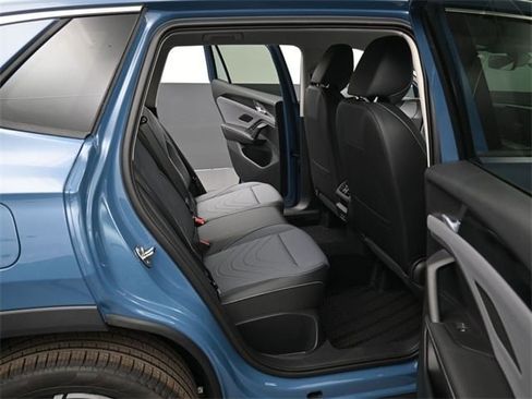 New 2026 Volkswagen Tiguan SE image 13