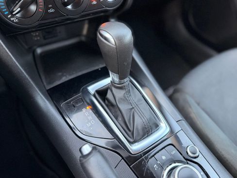 Used 2015 MAZDA MAZDA3 i Sport FWD image 39