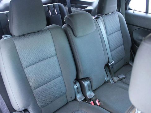 Used 2014 Ford Explorer XLT image 19