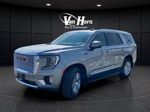 Used 2023 GMC Yukon Denali AWD/4WD image 3