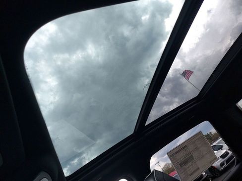 New 2026 RAM 1500 Laramie AWD/4WD image 28