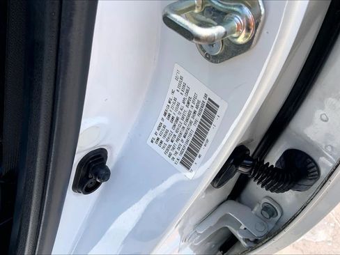 Used 2017 Honda Accord Sport Special Edition image 32