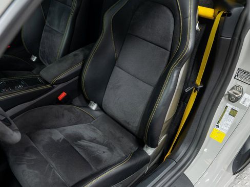 Used 2020 Porsche 718 Cayman GT4 image 88