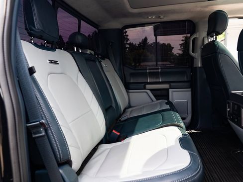 Used 2022 Ford F350 Limited image 21