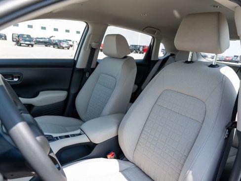 New 2026 Honda HR-V LX image 15