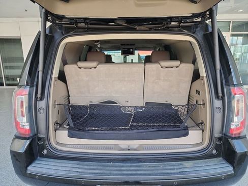Used 2017 GMC Yukon SLT w/ Open Road Package image 26